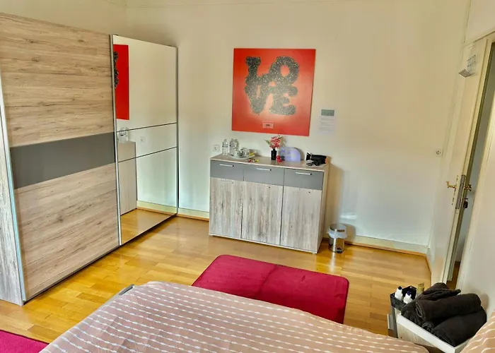 Rue Des Glacis Limpertsberg Gæstehus Luxembourg By